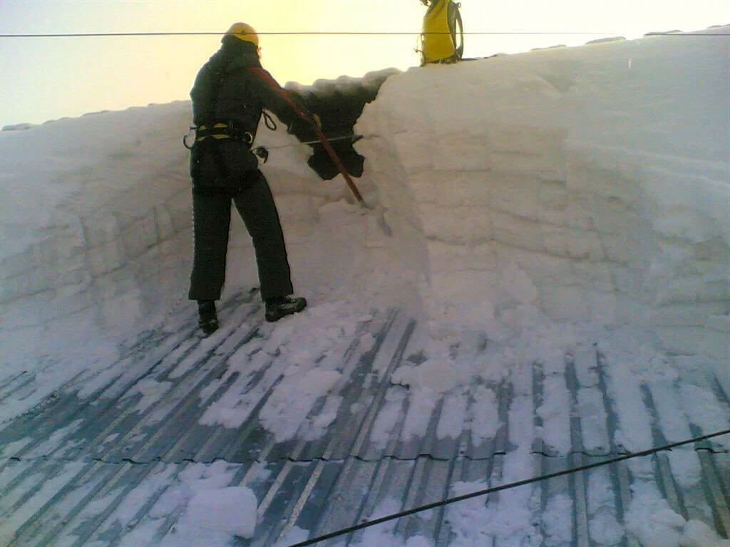 Уборка снега цена в Зеленограде