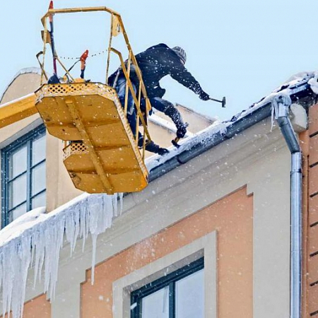 Услуги по очистке кровли от снега